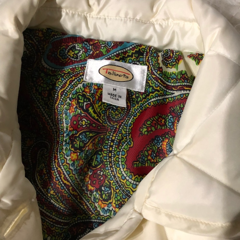 Puffer vest! - Picture 4 of 4